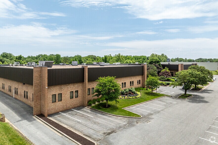 7471 Candlewood Rd, Hanover, MD for sale - Primary Photo - Image 1 of 1