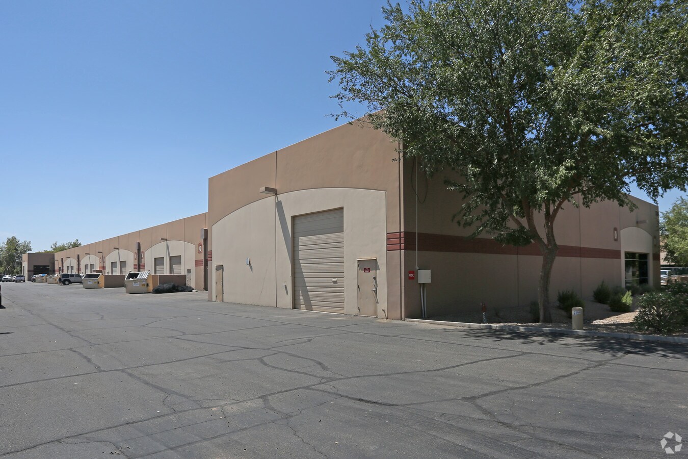 2205 W Lone Cactus Dr, Phoenix, AZ 85027