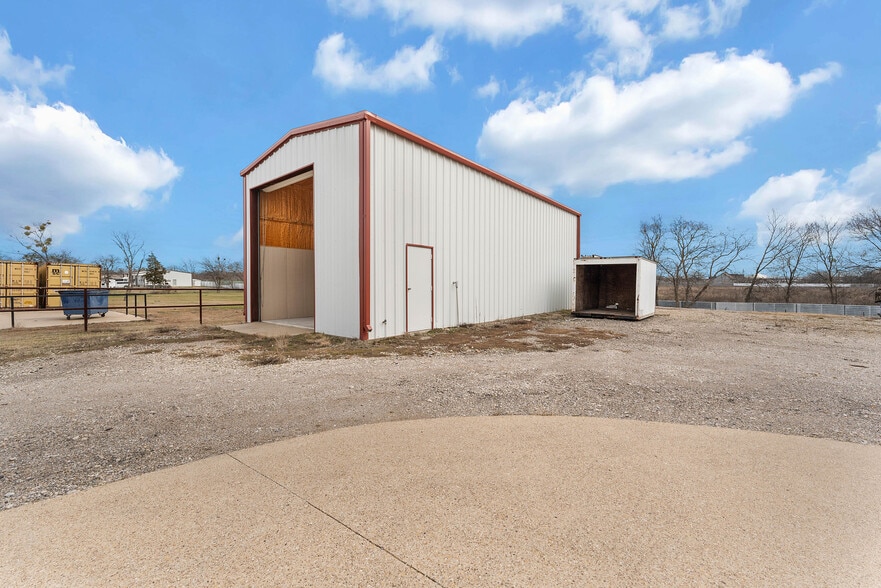 11900 FM 1392, Terrell, TX for lease - Building Photo - Image 2 of 24