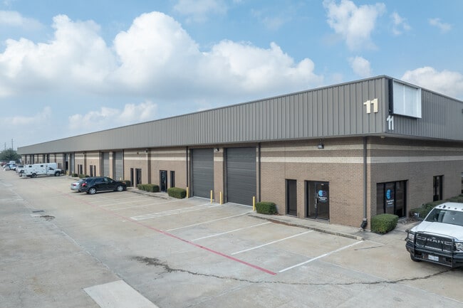 More details for 5829 W Sam Houston Pky N, Houston, TX - Flex, Industrial for Lease