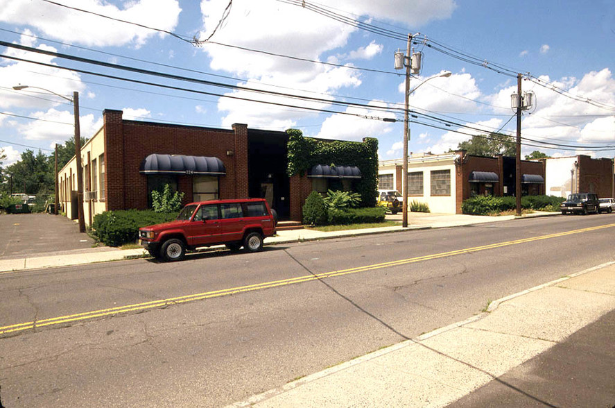 218 S Van Brunt St, Englewood, NJ for sale - Primary Photo - Image 1 of 1