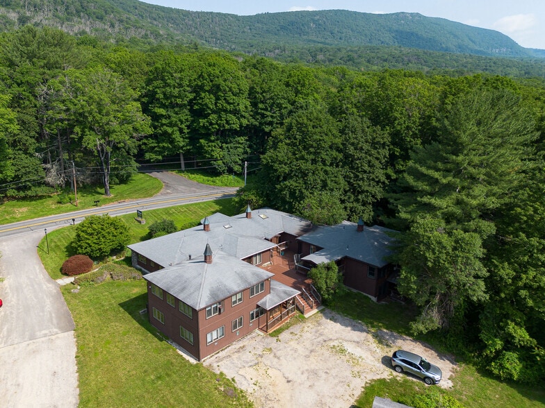 2049 S Undermountain Rd, Sheffield, MA for sale - Aerial - Image 2 of 40