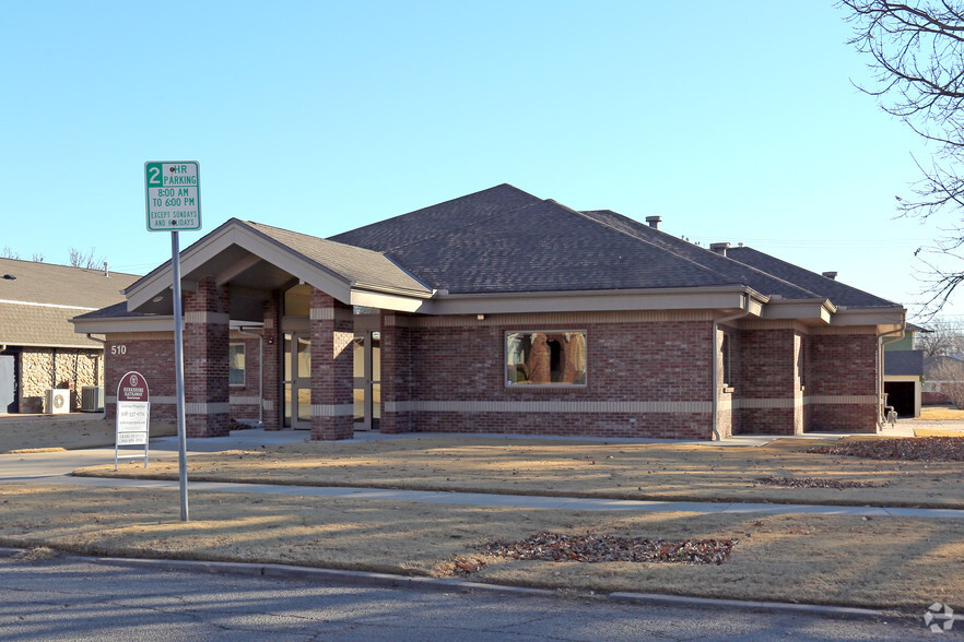 510 SE Delaware Ave, Bartlesville, OK for sale - Building Photo - Image 2 of 3