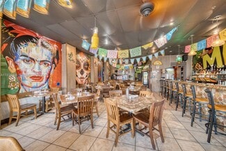 More details for 16850 Collins Ave, Sunny Isles Beach, FL - Retail for Lease
