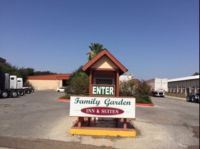 5830 San Bernardo, Laredo, TX for sale Building Photo- Image 1 of 1