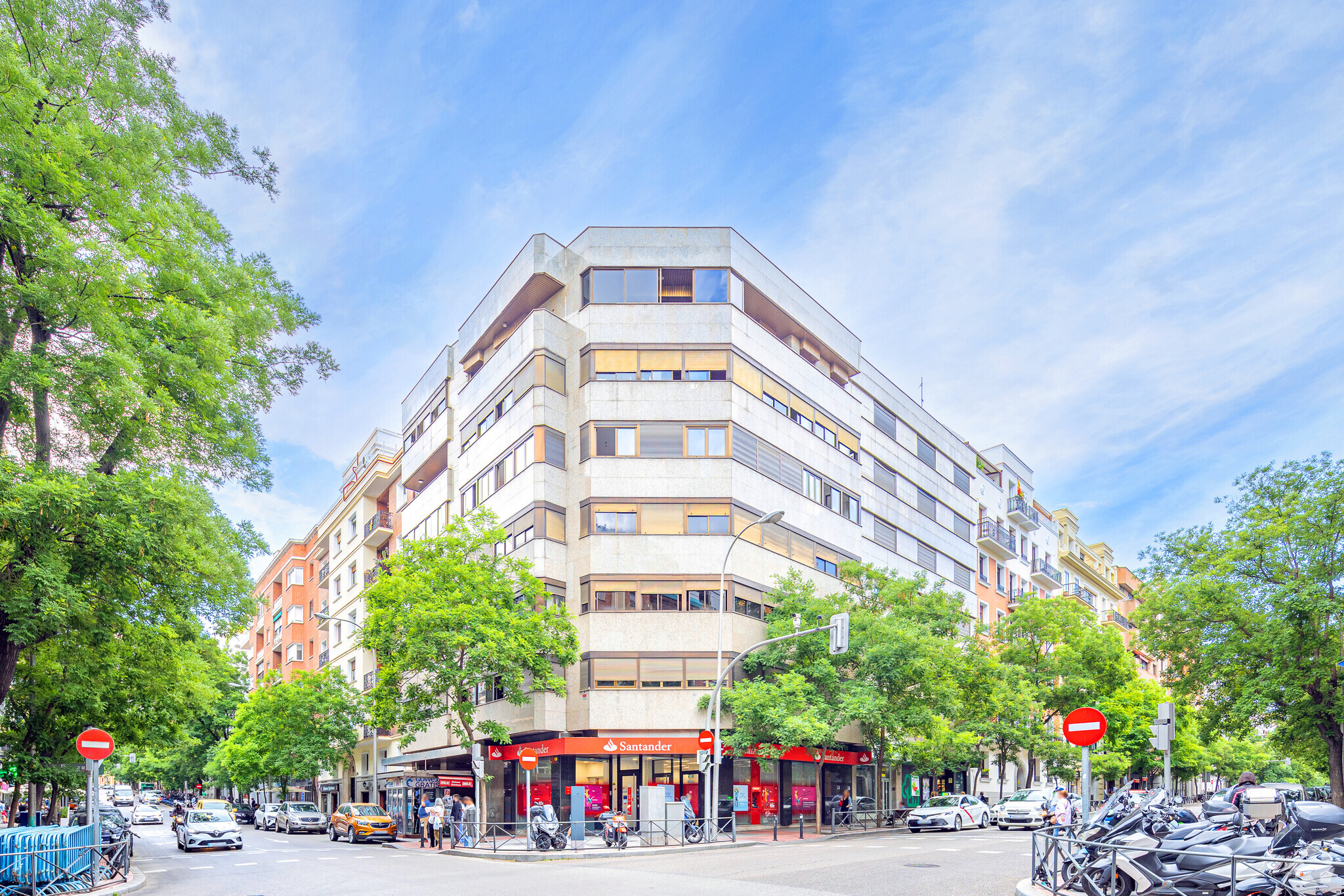 Calle Ferraz, 50, Madrid, Madrid for lease Building Photo- Image 1 of 15