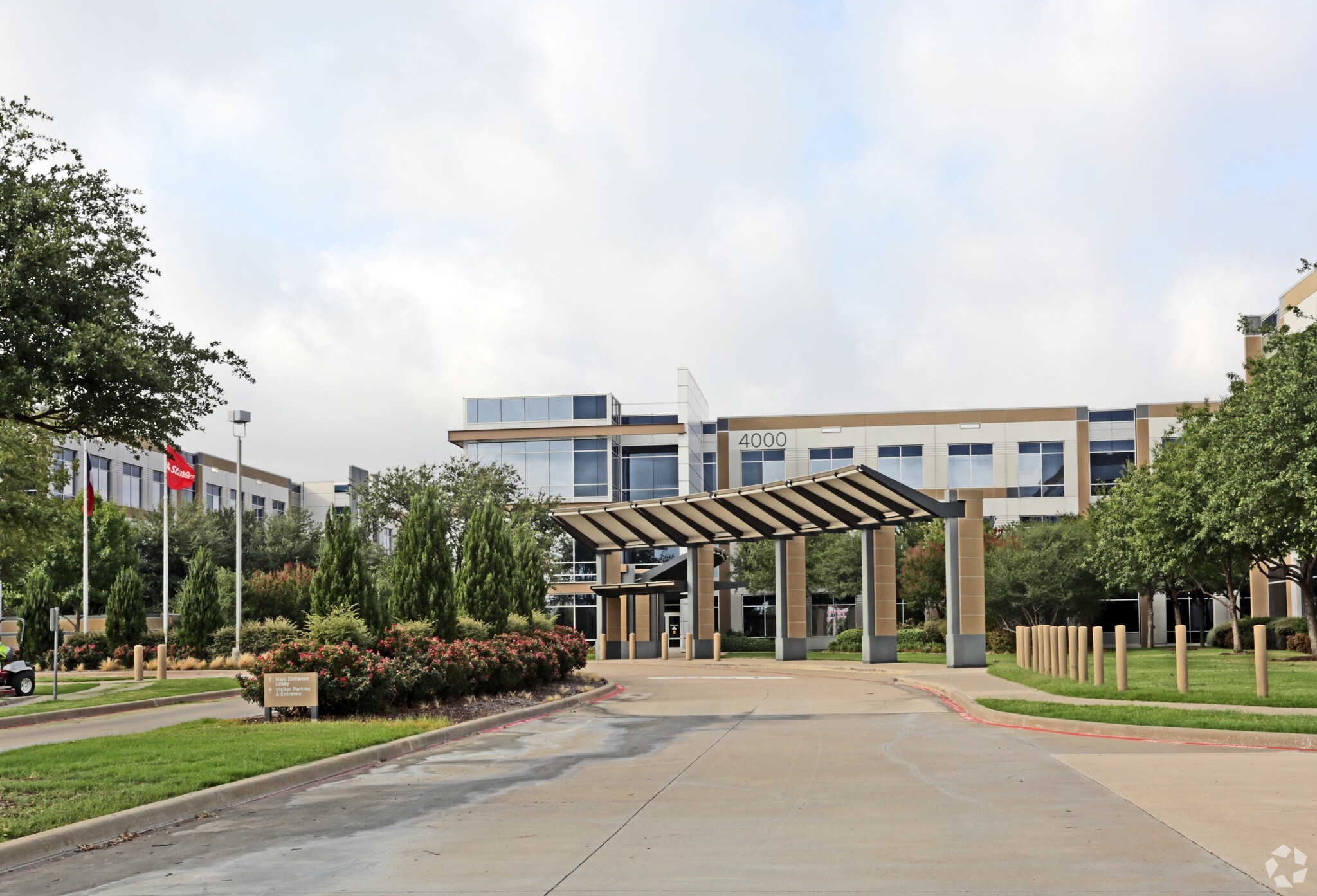 4000 Regent Blvd, Irving, TX for lease Primary Photo- Image 1 of 17