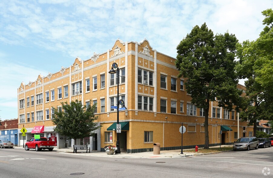 6126-6134 W Roosevelt Rd, Oak Park, IL for lease - Building Photo - Image 3 of 9