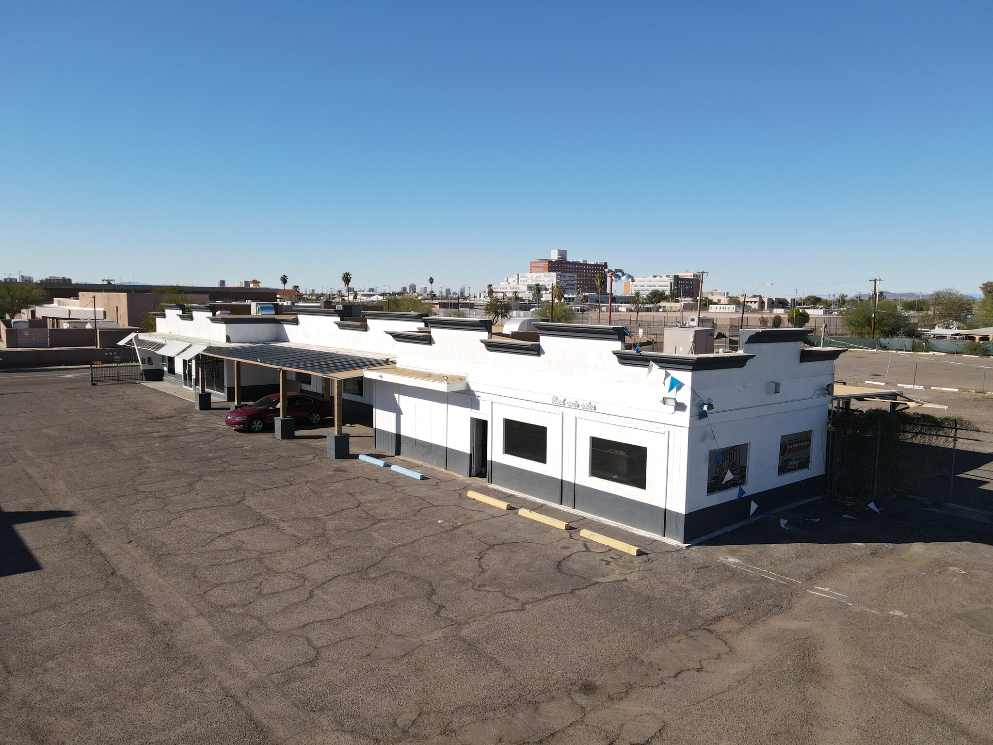 2802 E Van Buren St, Phoenix, AZ for sale Building Photo- Image 1 of 1