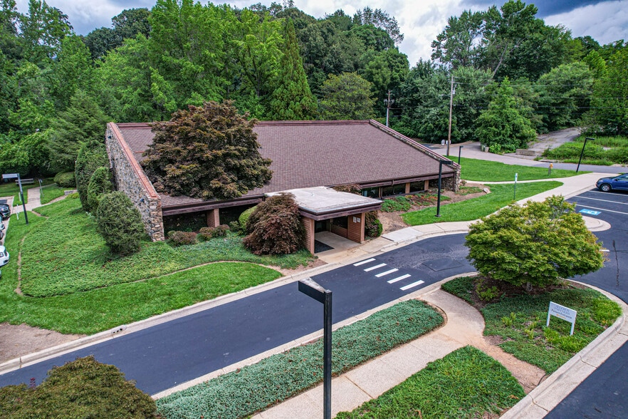 14 Mcdowell St, Asheville, NC for sale - Building Photo - Image 2 of 14