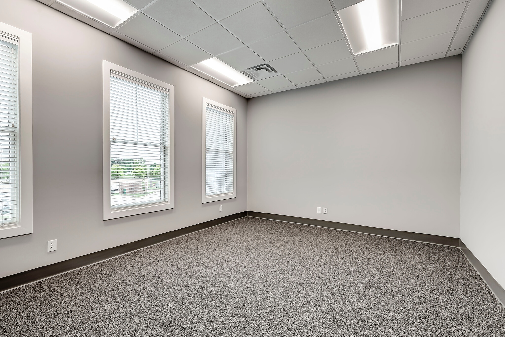 1905 S New Market St, Carmel, IN for lease Interior Photo- Image 1 of 1
