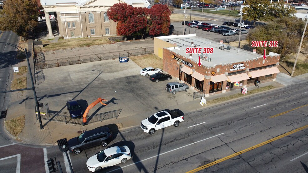 308-312 E Murdock St, Wichita, KS for lease - Building Photo - Image 2 of 4
