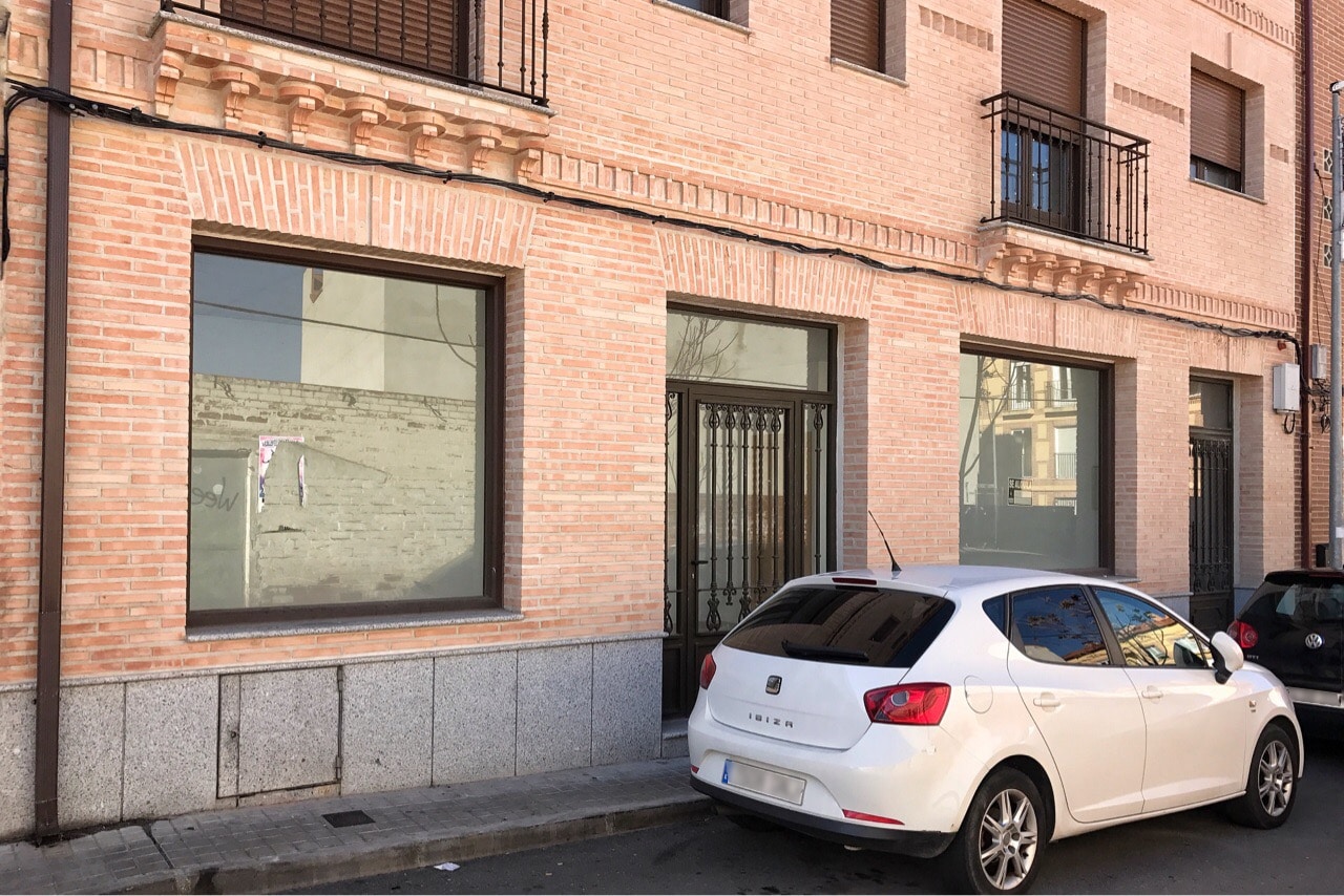 Calle Adrián Nodal, 4, Bargas, Toledo for lease Building Photo- Image 1 of 2