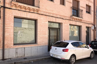 Calle Adrián Nodal, 4, Bargas, Toledo for lease Building Photo- Image 1 of 2