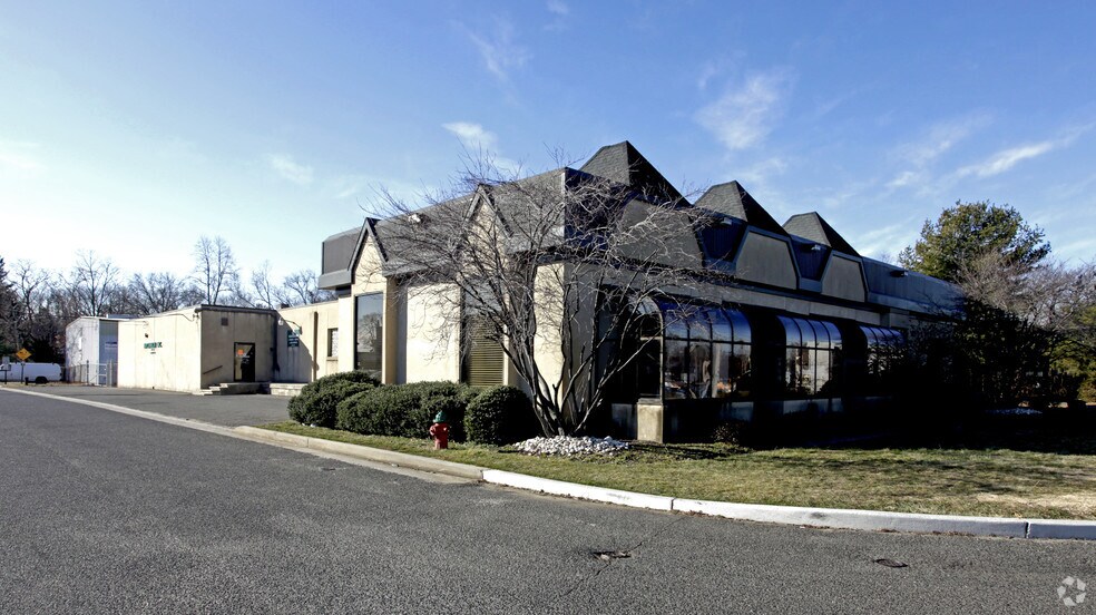 2 Johnson Ave, Matawan, NJ for sale - Building Photo - Image 1 of 1