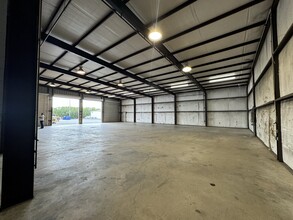 18975 Marbach Ln, San Antonio, TX for lease Building Photo- Image 2 of 3