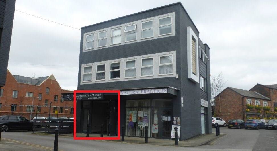 Alderley Rd, Wilmslow, SK9 1HG