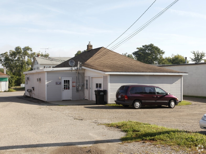 56875 Grand River Ave, New Hudson, MI for sale - Building Photo - Image 2 of 2