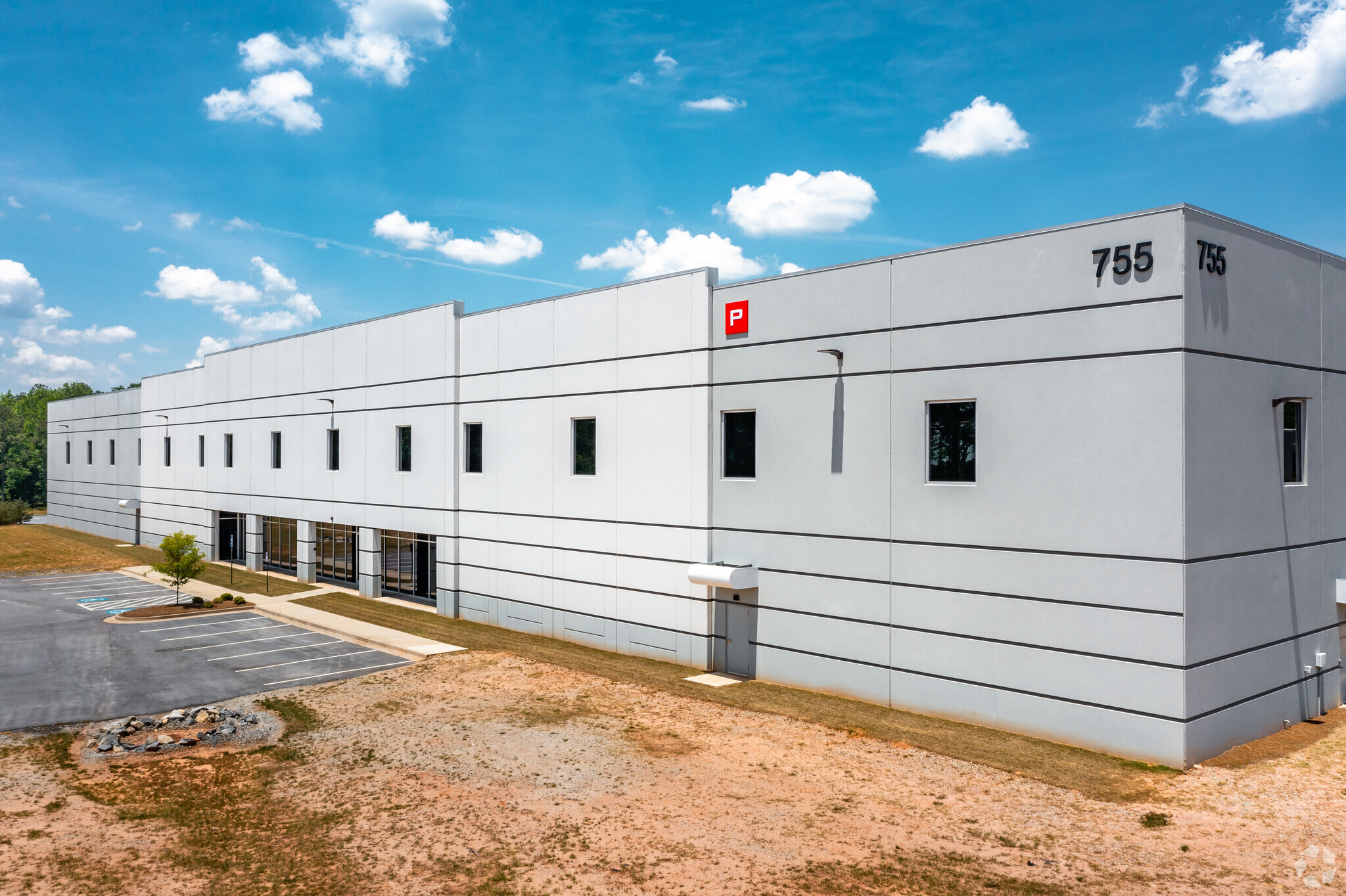 755 Coweta Industrial Pky, Newnan, GA for sale Primary Photo- Image 1 of 1