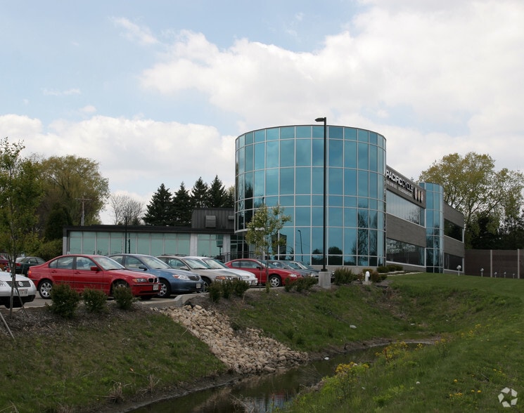 4902 Hammersley Rd, Madison, WI for lease - Primary Photo - Image 1 of 12