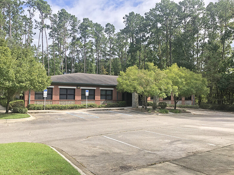 1917 Commonwealth Ln, Tallahassee, FL for sale - Primary Photo - Image 1 of 7