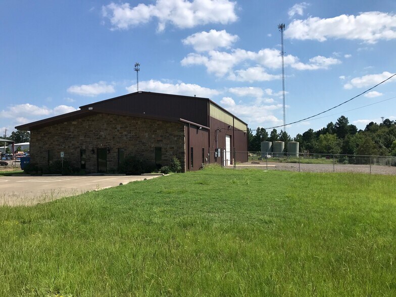 1050 Marvin A Smith Rd, Kilgore, TX 75662 | LoopNet