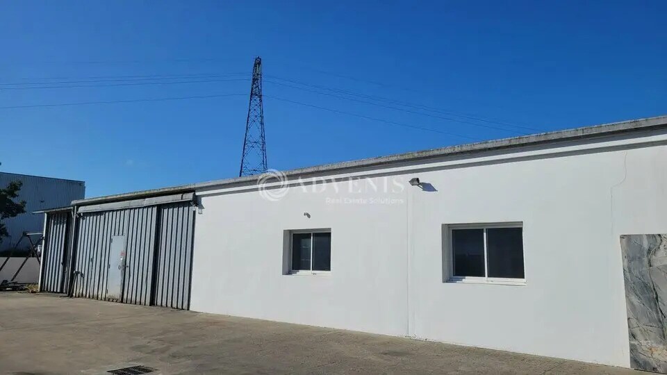 Flex in Vertou for lease - Building Photo - Image 1 of 5