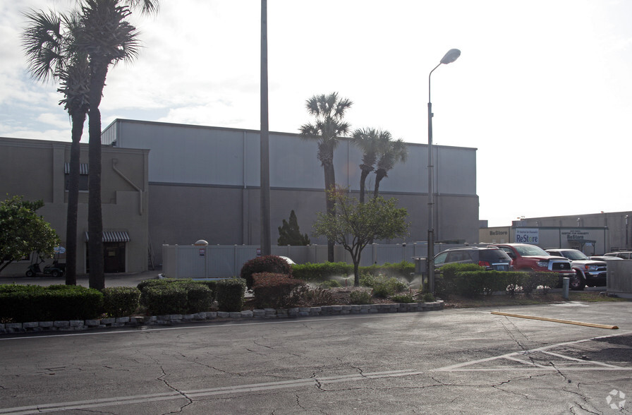 15025 Packing House Rd, Dade City, FL for lease - Building Photo - Image 3 of 3