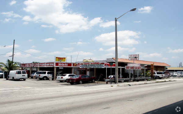 3663 NW 79th St, Miami, FL for sale - Primary Photo - Image 1 of 1