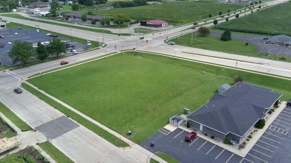 Arthur Drive, Milton, WI for sale - Building Photo - Image 3 of 5