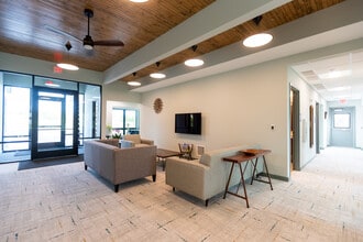 4801 Quail Crest Pl, Lawrence, KS for lease Interior Photo- Image 1 of 3