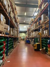 Industrial in Neuilly-sur-Marne for lease Interior Photo- Image 2 of 5