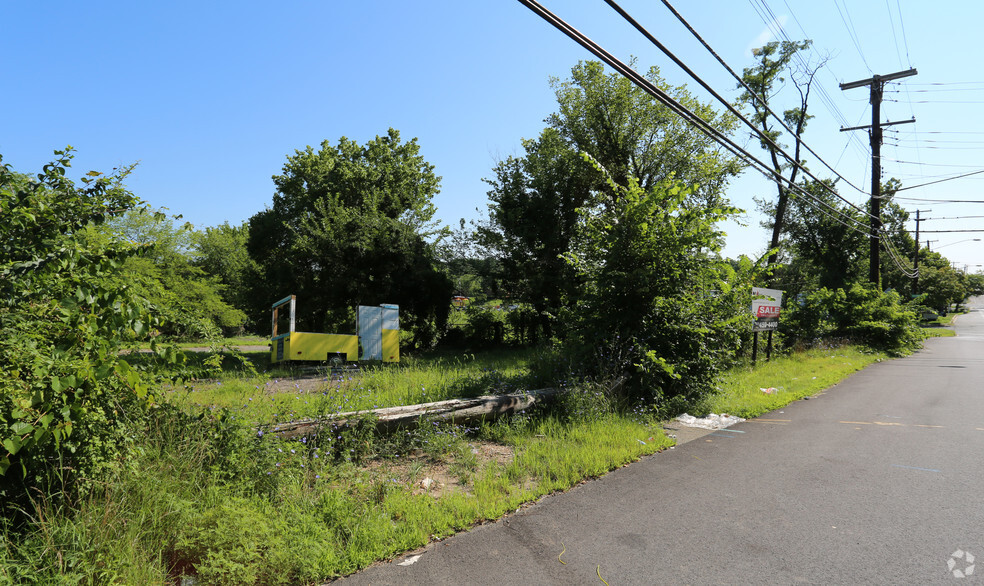 6172 Old Central Ave, Capitol Heights, MD for sale - Primary Photo - Image 1 of 8