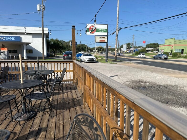 5517 Menchaca Rd, Austin, TX for sale - Building Photo - Image 3 of 27