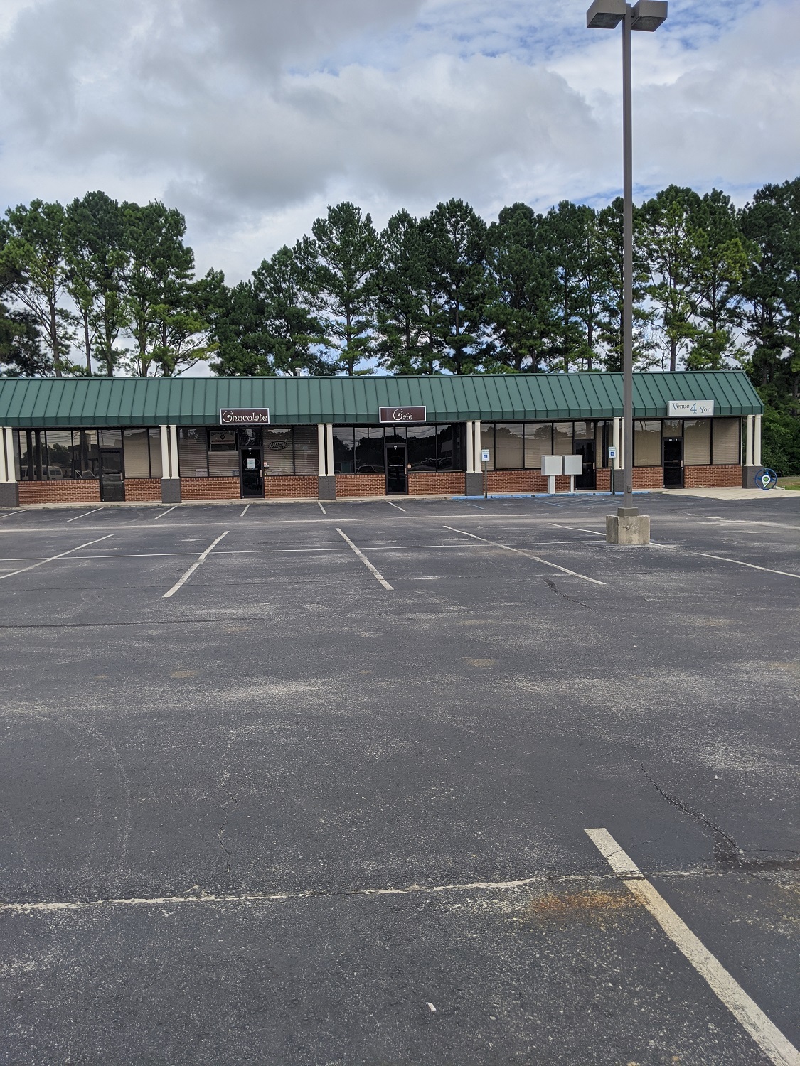 8415 Whitesburg Dr SE, Huntsville, AL 35802 - Retail for Lease | LoopNet