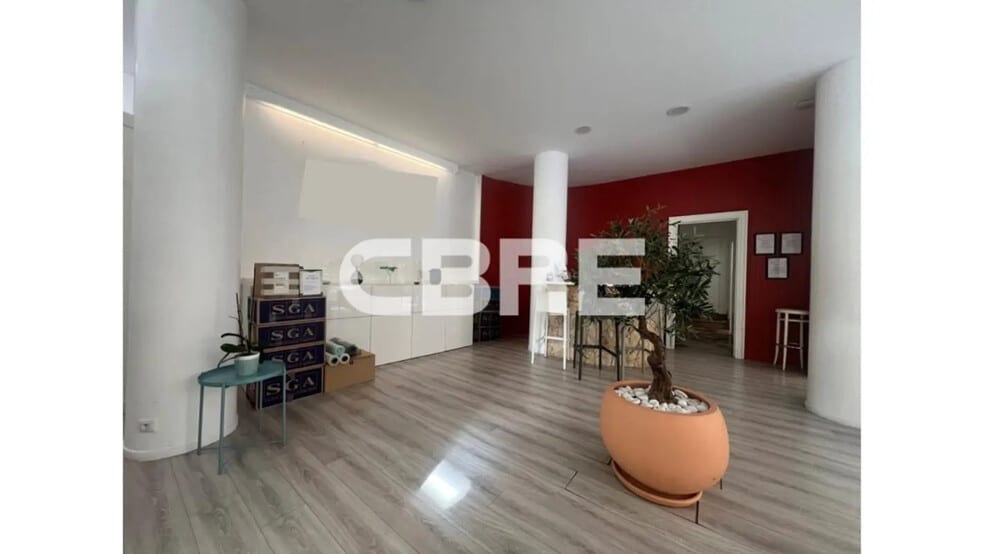 Office in Nice for lease - Lobby - Image 1 of 11