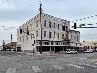 More details for 201-205 E Chambers St, Cleburne, TX - Retail for Lease