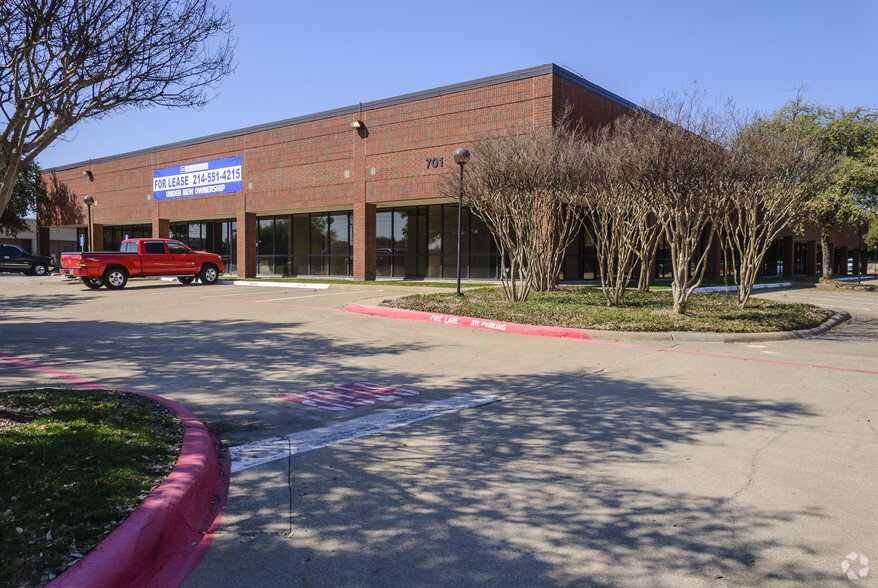 715 N Glenville Dr, Richardson, TX for lease - Building Photo - Image 3 of 4