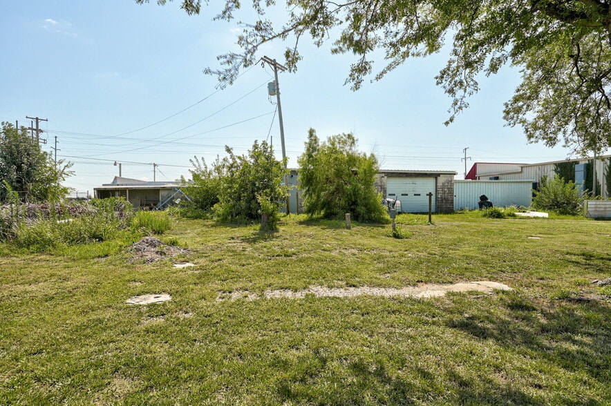10513 S Sunnylane Rd, Oklahoma City, OK for sale - Building Photo - Image 3 of 11