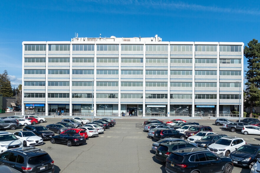 24301 Southland Dr, Hayward, CA for lease - Building Photo - Image 2 of 7