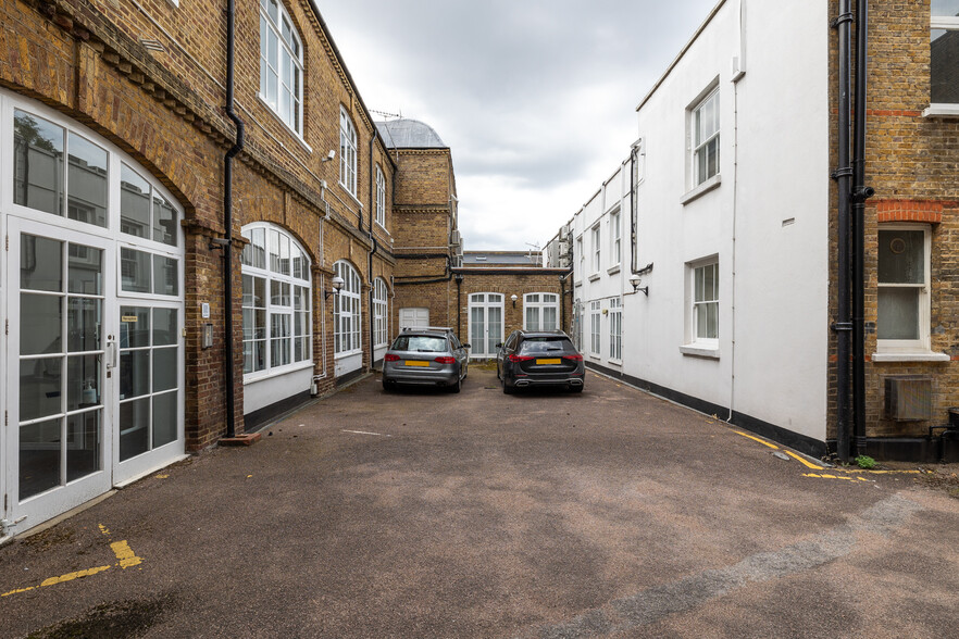 361B-363B Liverpool Rd, London for sale - Building Photo - Image 2 of 4
