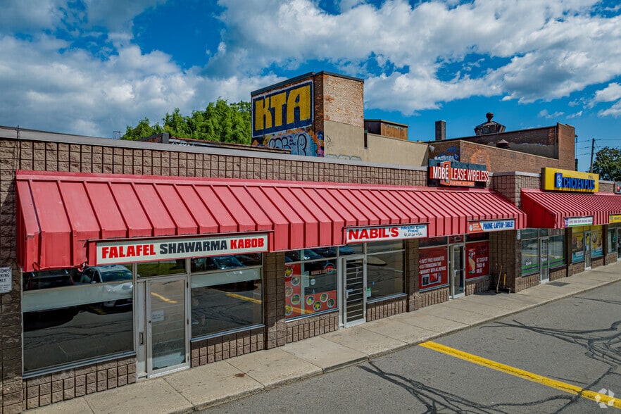 1 Wilson St, Hamilton, ON for lease - Building Photo - Image 3 of 8