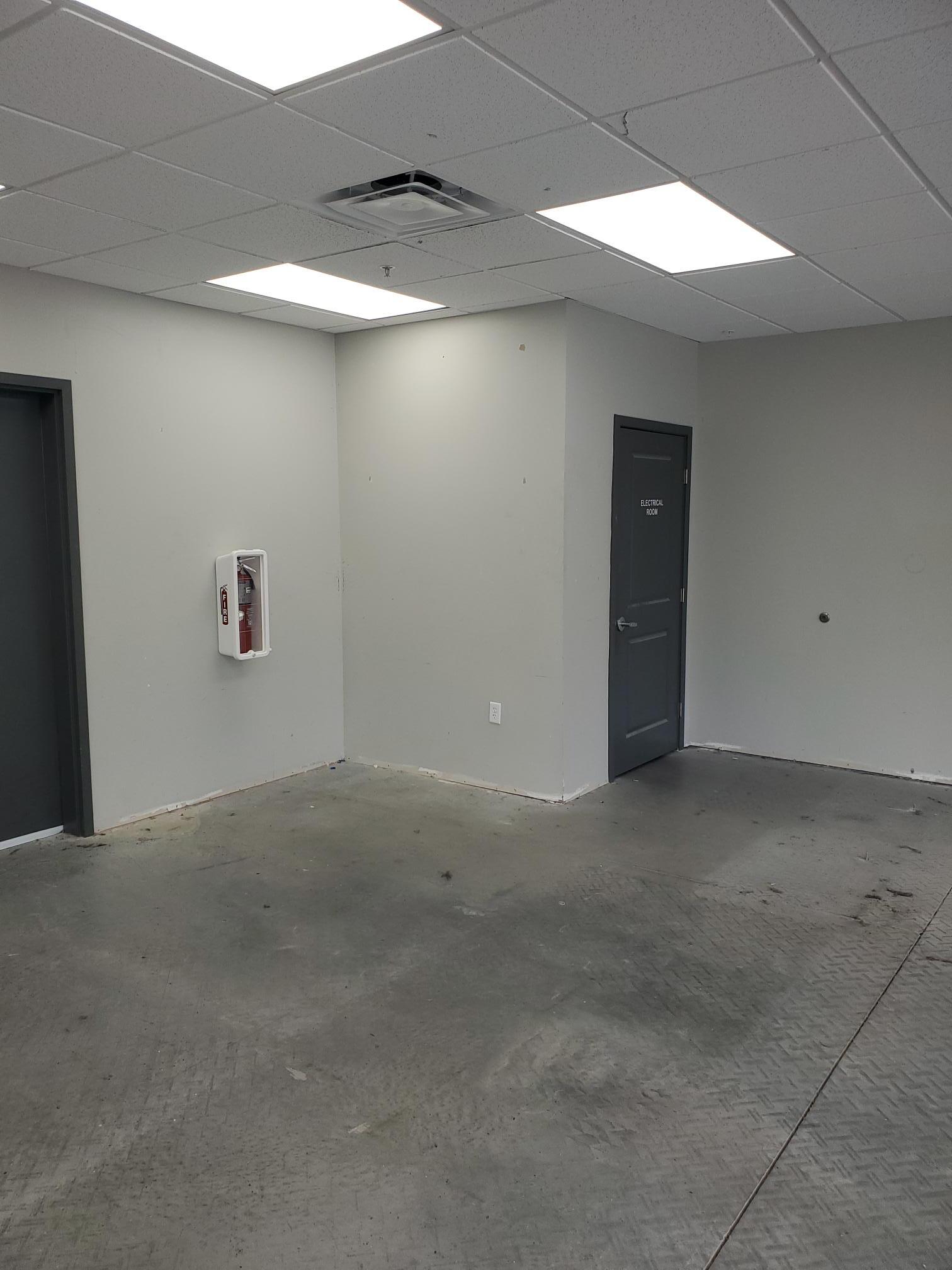 1575 South State Road 15A, Deland, FL 32720 Extra Space Storage