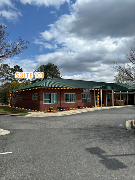 410 S Herlong Ave, Rock Hill, SC for sale - Building Photo - Image 1 of 1