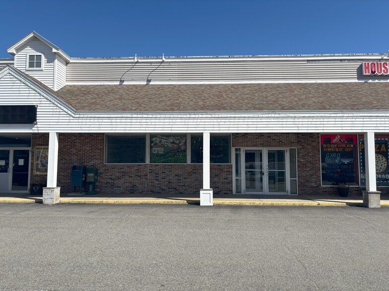 185 Townsend Ave, Boothbay Harbor, ME for lease - Building Photo - Image 2 of 10