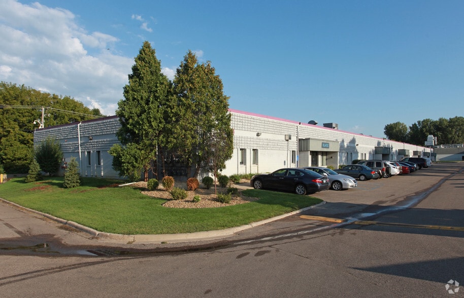 5250 W 73rd St, Edina, MN for sale - Primary Photo - Image 1 of 1