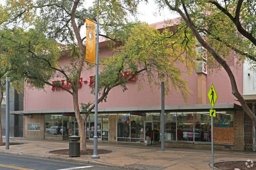 1140 Fulton Mall, Fresno, CA for lease - Primary Photo - Image 1 of 6