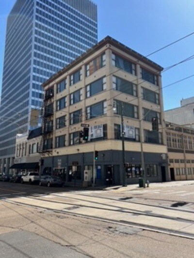 137-143 Madison Ave, Memphis, TN for sale - Building Photo - Image 1 of 14