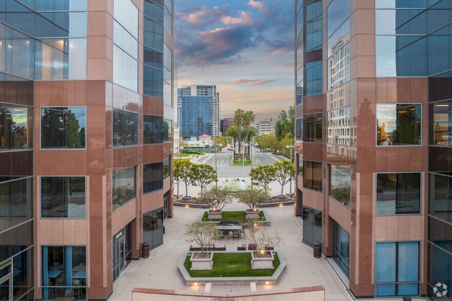 1 MacArthur Pl, Santa Ana, CA for lease - Building Photo - Image 2 of 5