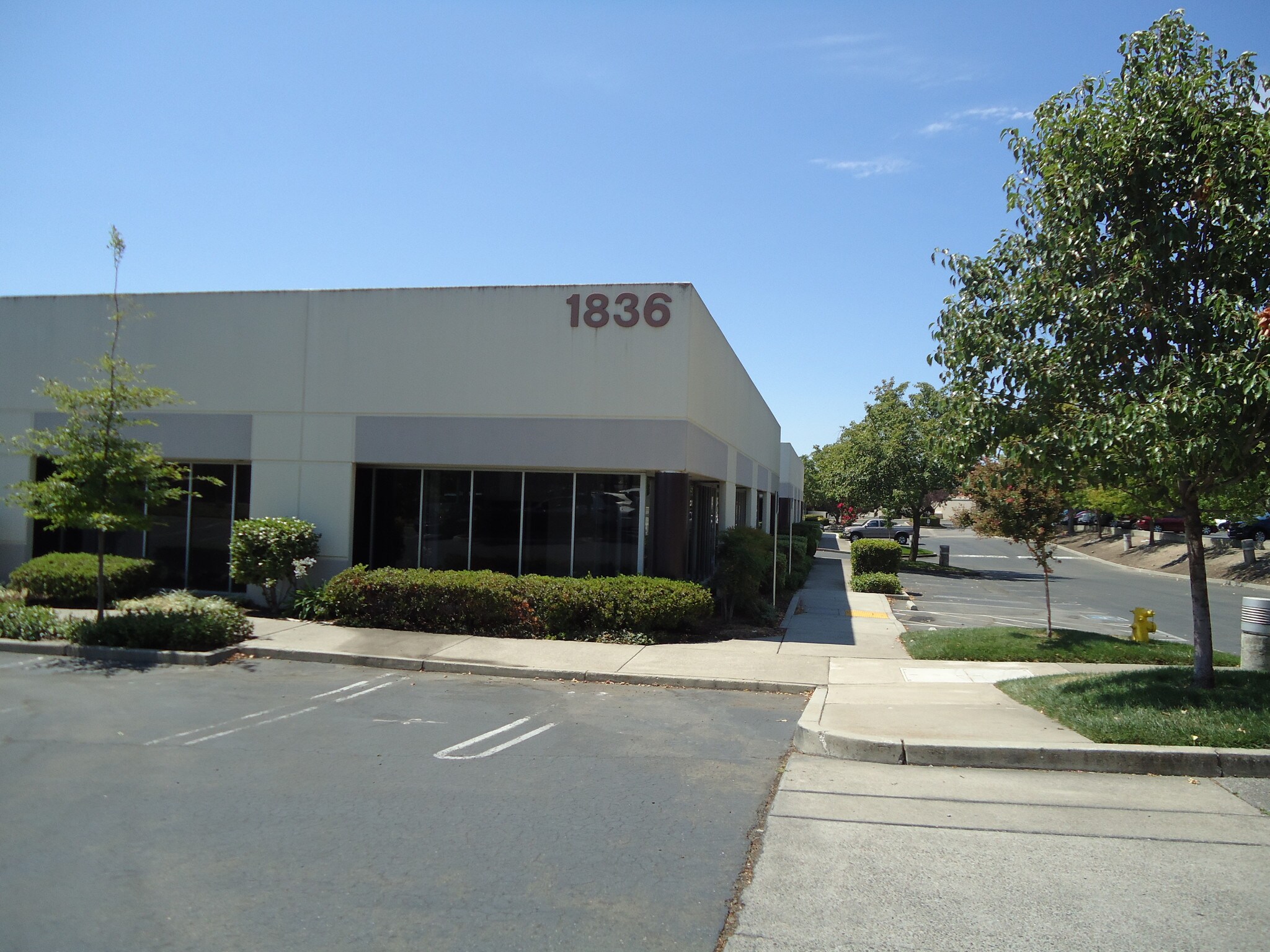 1836 Sierra Gardens Dr, Roseville, CA 95661 South Placer Business